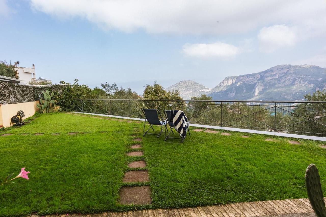 Villa Fanella, Independent House Between Sorrento & Amalfi 皮雅诺迪索伦托 外观 照片